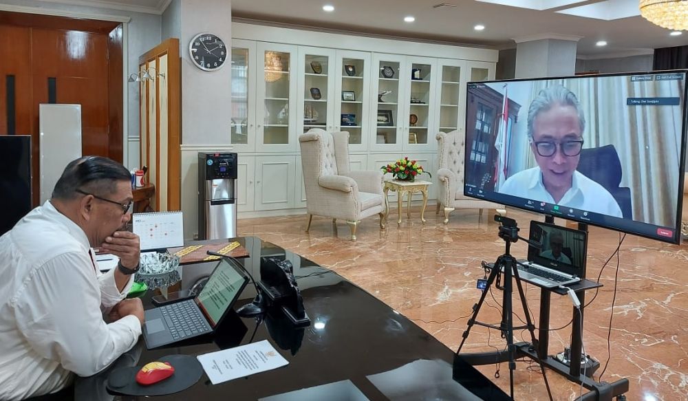 Gubernur Maluku Murad Ismail serah terima SK secara virtual dengan Kepala SKK Migas (Foto: HMP/Boy)