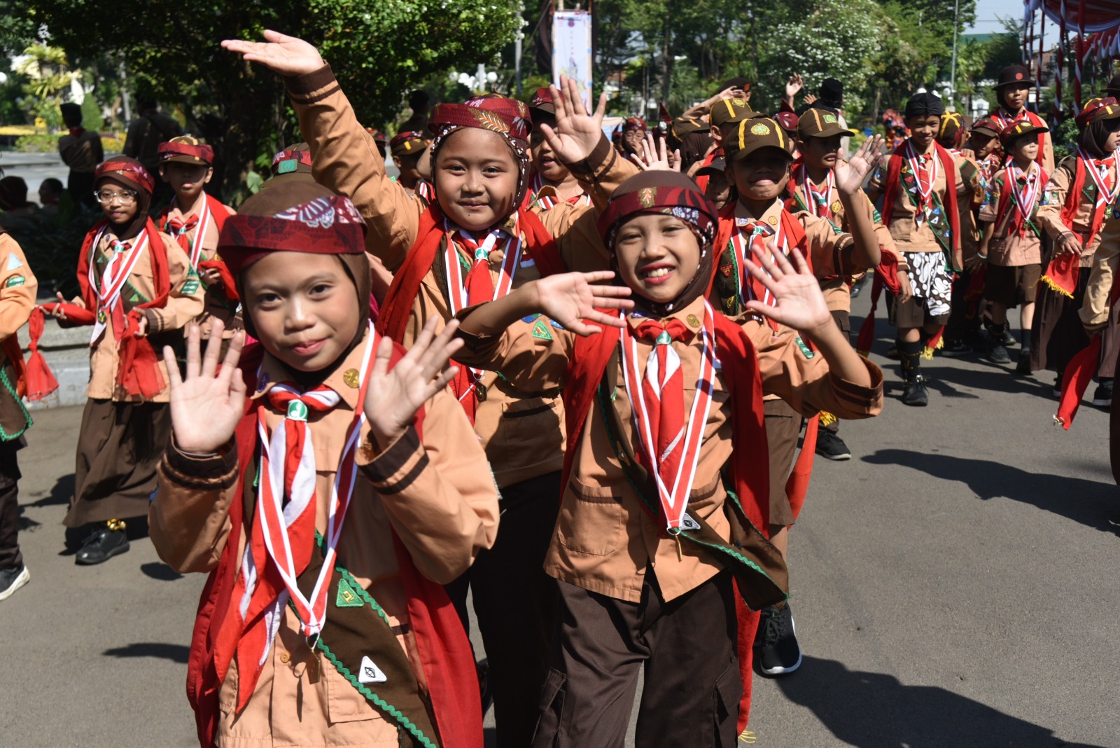 Peringati HUT Pramuka, Wali Kota Eri Ajak Anggota Amalkan Tri Satya dan Dasa Darma