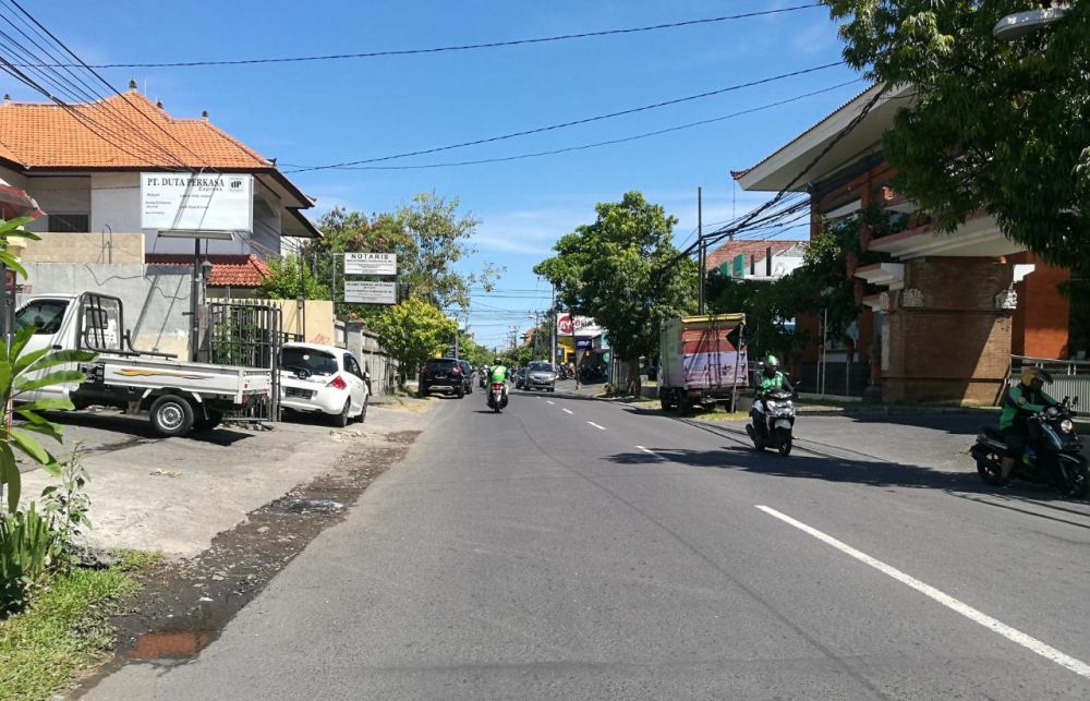 Salah satu kelurahan memperketat akses masuk dan keluar dari wilayahnya (Foto: ide)