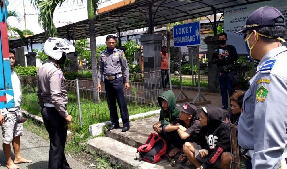 Tanpa Identitas, Anak Punk Asal Pasuruan Dipulangkan dari Bali