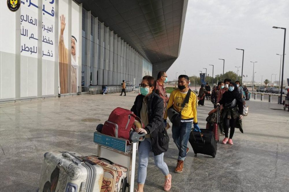 Jokowi Minta Antisipasi Kepulangan 34 Ribu Pekerja Migran