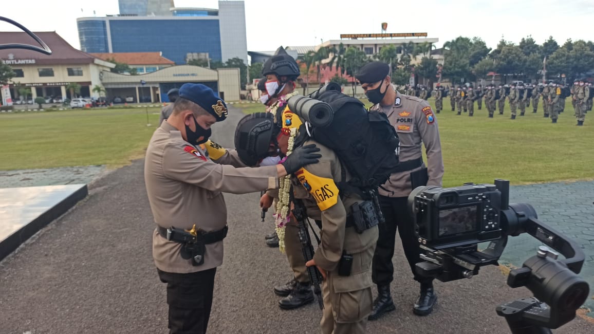 Kapolda Jatim Apresiasi 200 Personil Brimob BKO Polda Papua