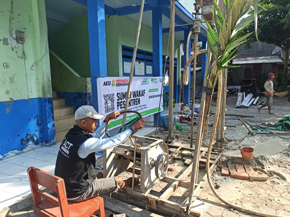 Tim ACT Jatim ketika berada di Pondok Pesantren Al Fajar, Kapas, Bojonegoro.