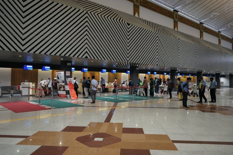 Salah satu layanan di Bandara Internasional Juanda Surabaya (Antara/Angkasa Pura I/IS)