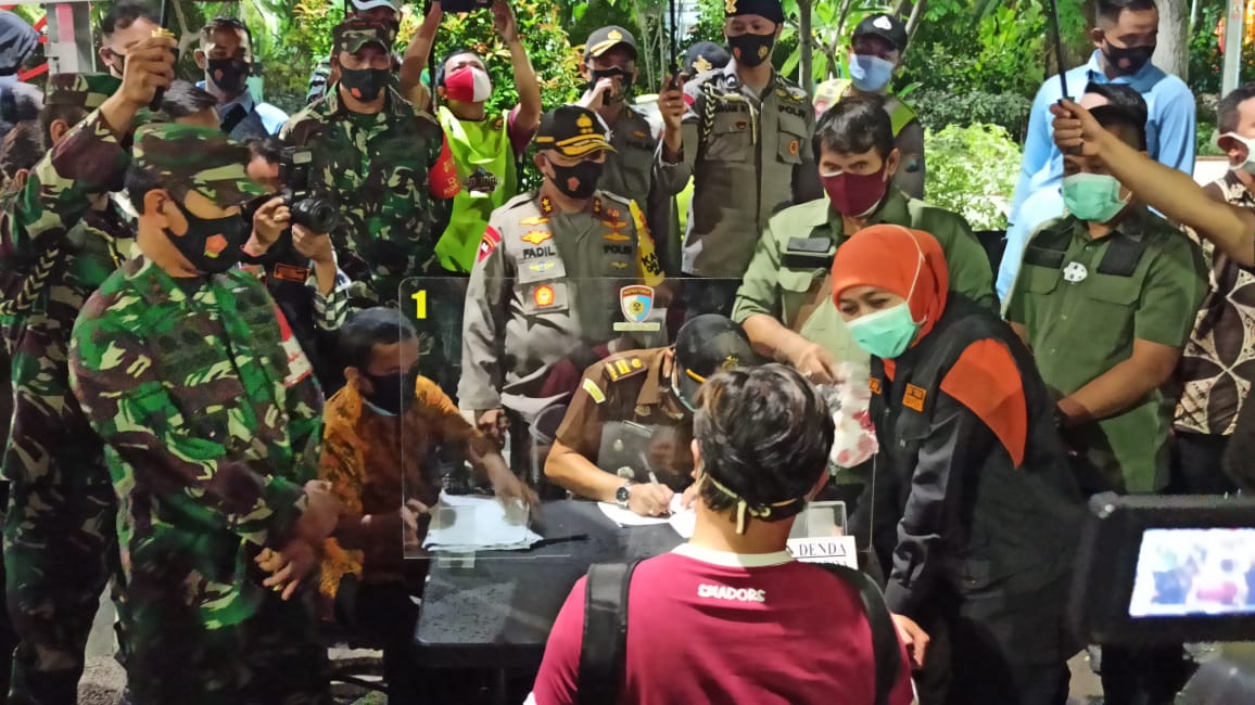 Ratusan Warga Surabaya Terjaring Razia Prokes