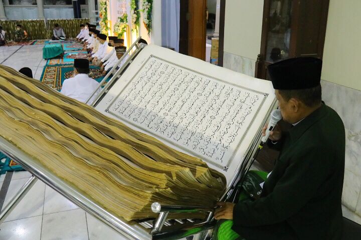 Darusan umum 1443 Hijriah di Masjid Agung Kudus resmi dibuka