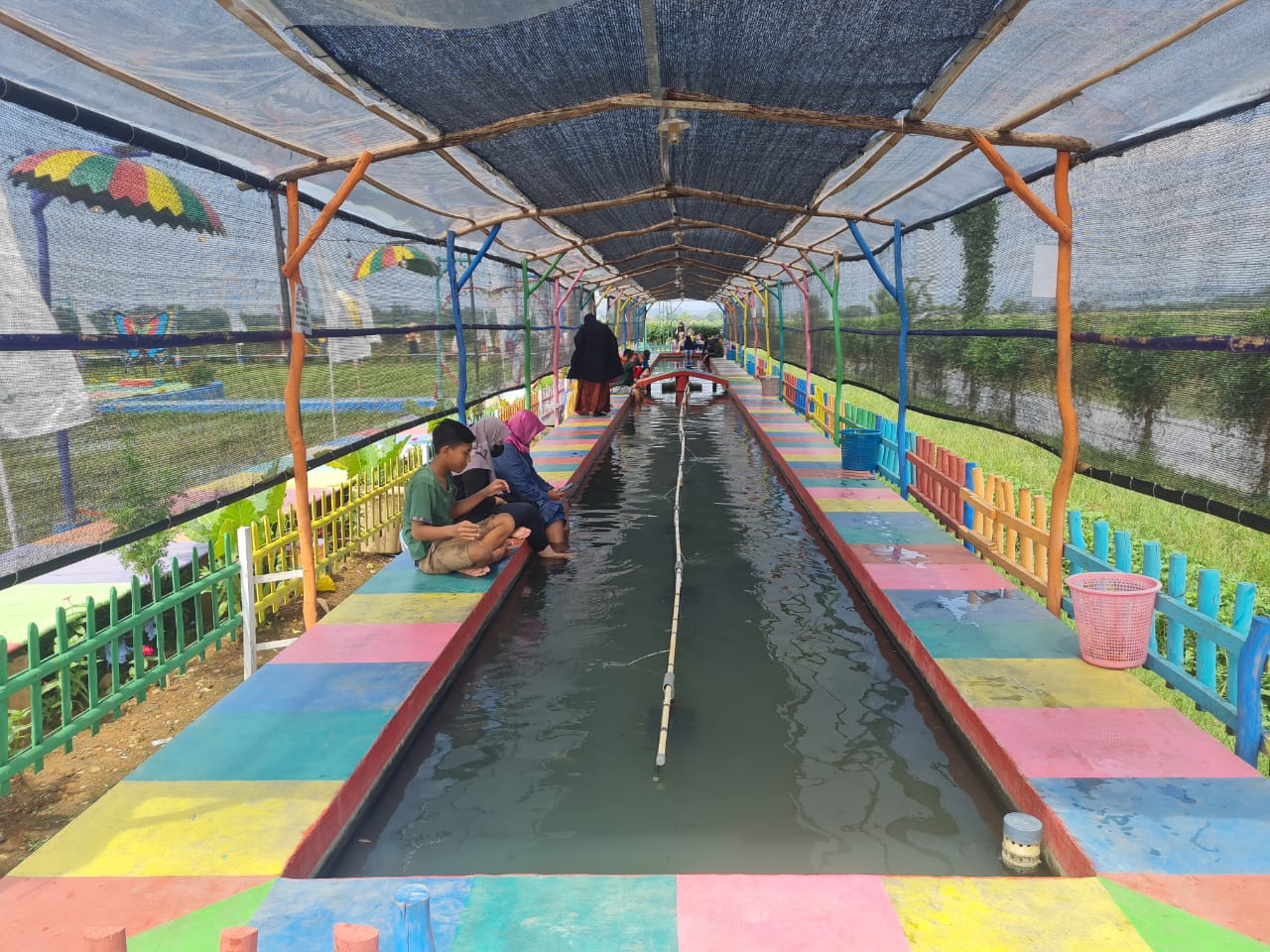 Desa Bojongnangka, Kecamatan Pemalang, Kabupaten Pemalang yang pernah menyandang predikat desa miskin, kini telah berkembang dan memiliki edukasi wisata. 