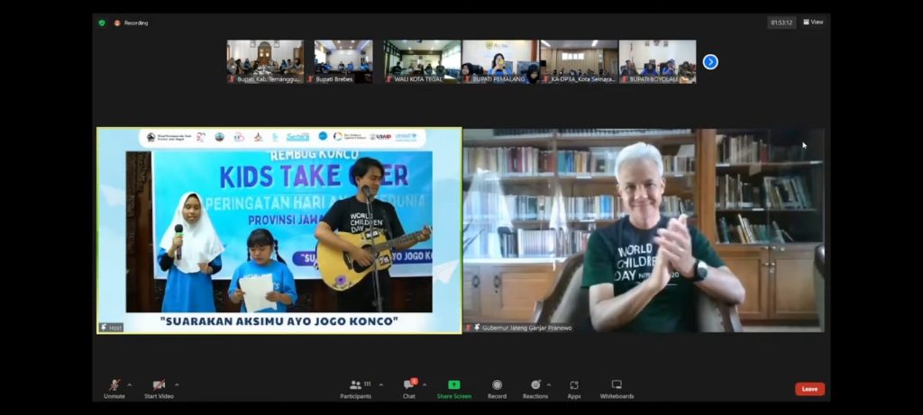 Gubernur Ganjar Pranowo dalam peringatan Hari Anak Sedunia, Rembug Konco, Kids Take Over, yang diadakan melalui hybrid, dan terpantau melalui virtual, Sabtu (10/12/2022). 