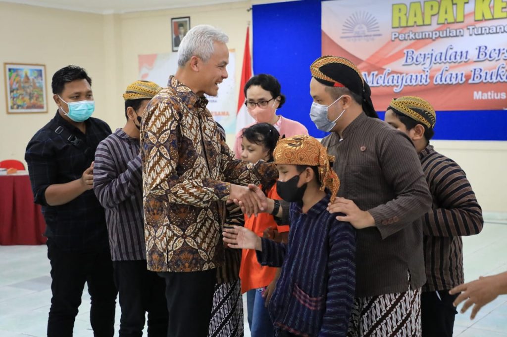 Gubernur Ganjar saat membuka Rakernas DPP Petki di BPM Dikjur, Jalan Brotojoyo, Kota Semarang, Sabtu (14/1/2023).