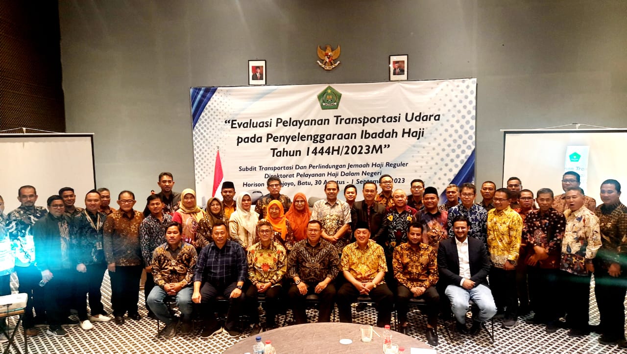 Direktur Pelayanan Haji Dalam Negeri Saiful Mujab dalam pembukaan Evaluasi Pelayanan Transportasi Udara Jemaah Haji 1444H/2023M di Batu Jawa Timur, 