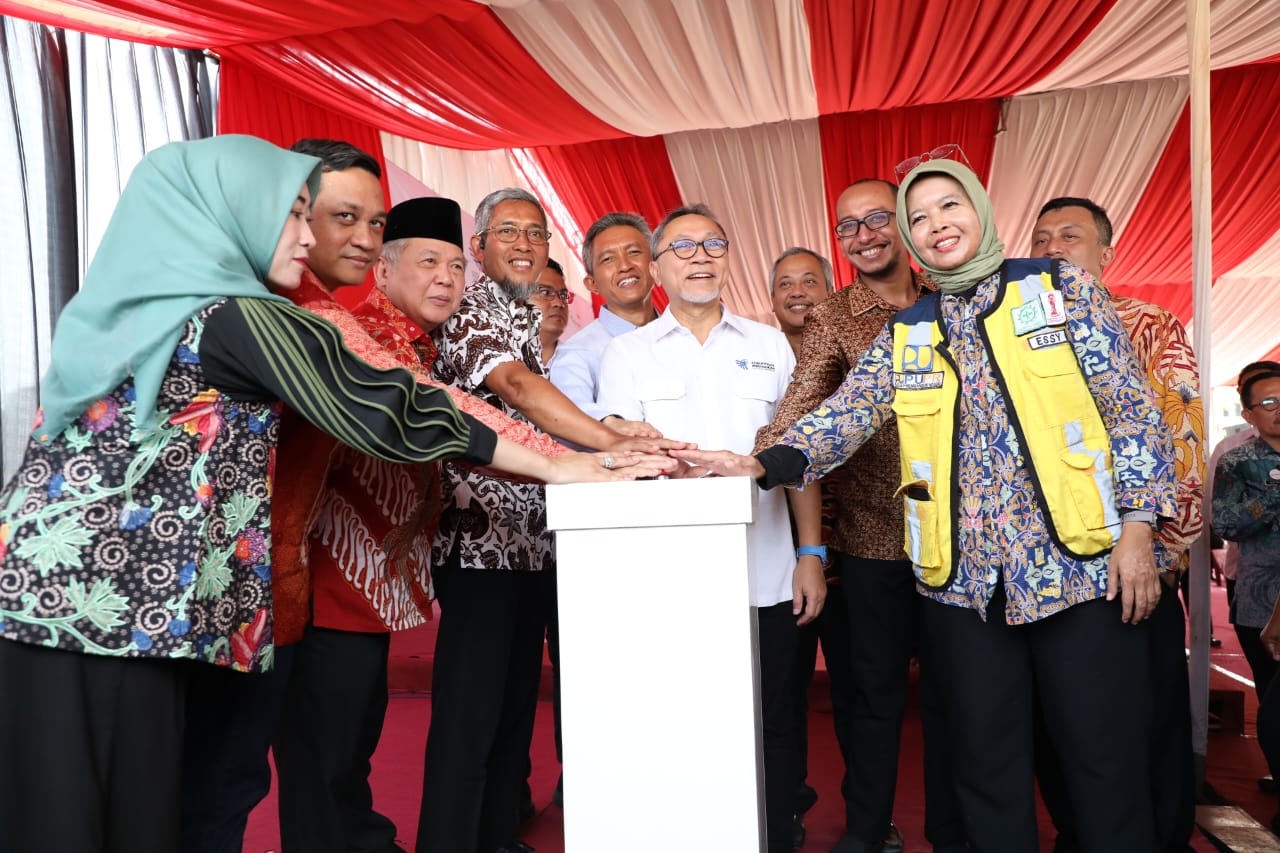 Pembangunan pasar Banjarsari Kota Pekalongan  diharapkan mampu mendorong pertumbuhan ekonomi, menggerakkan usaha mikro kecil menengah (UMKM), serta meningkatkan kesejahteraan masyarakat.