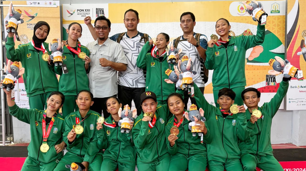 Tim sepak takrau regu putri Jatim tampil impresif dan berhasil merebut medali emas 
