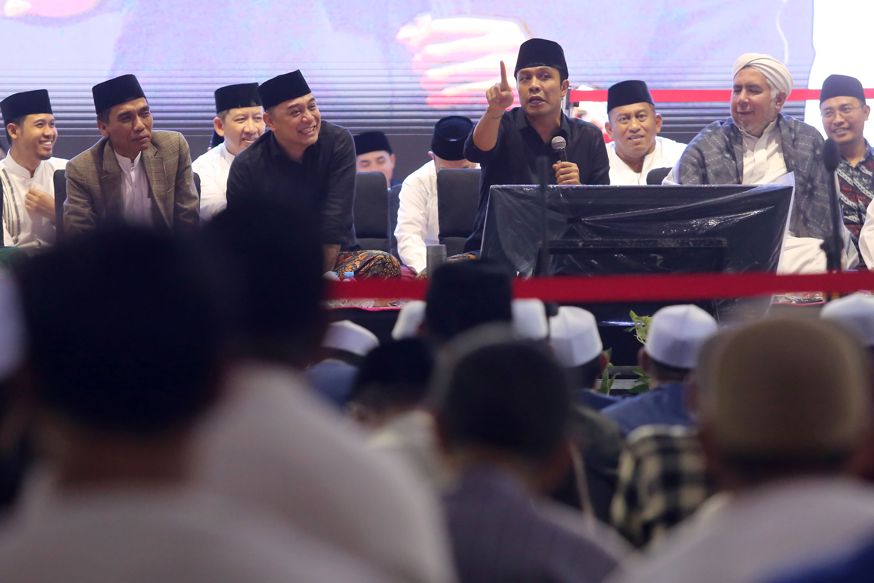 Tabligh Akbar Gus Kautsar Meriahkan Puncak QRIS Bank Jatim Ramadan Vaganza 2025 di Surabaya