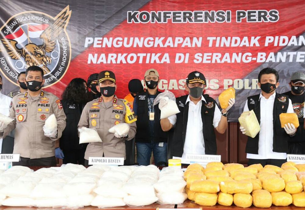 Kabareskrim Polri ketika memimpin konferensi pers pengungkapan pengedar narkoba jaringan Timur Tengah.