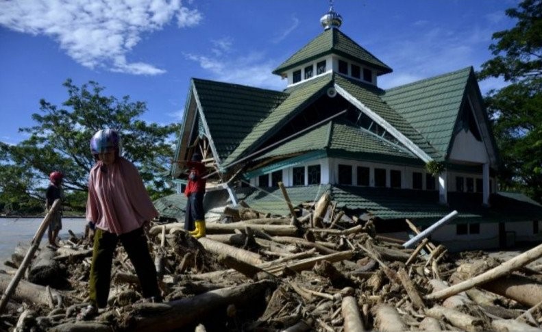 Sebanyak 14.438 Jiwa Mengungsi karena Banjir Bandang Luwu Utara