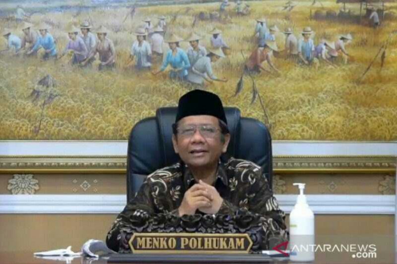 Mahfud MD: Tangkap Pelaku Pembunuhan Satu Keluarga di Sigi