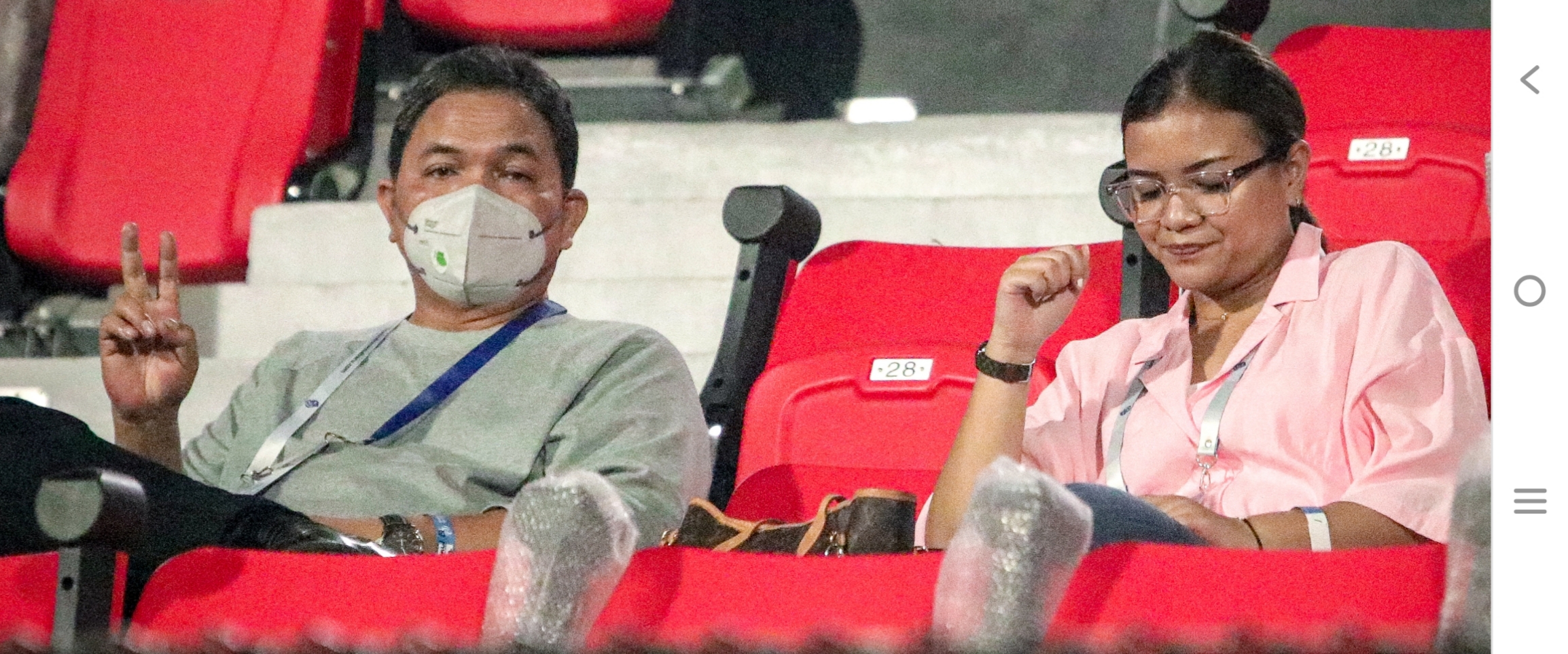 Presiden Madura United Achsanul Qosasi meminta dengan tegas kepada skuad tim yang berjuluk Laskar Sape Kerrab, agar tidak mengulangi kelengahan pada sisa lima pertandingan 