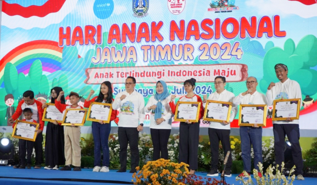 Pemprov Jatim secara resmi telah memberikan apresiasi kepada PT Bank Pembangunan Daerah Jawa Timur Tbk (bankjatim) untuk kategori Dunia Usaha Peduli Anak. 