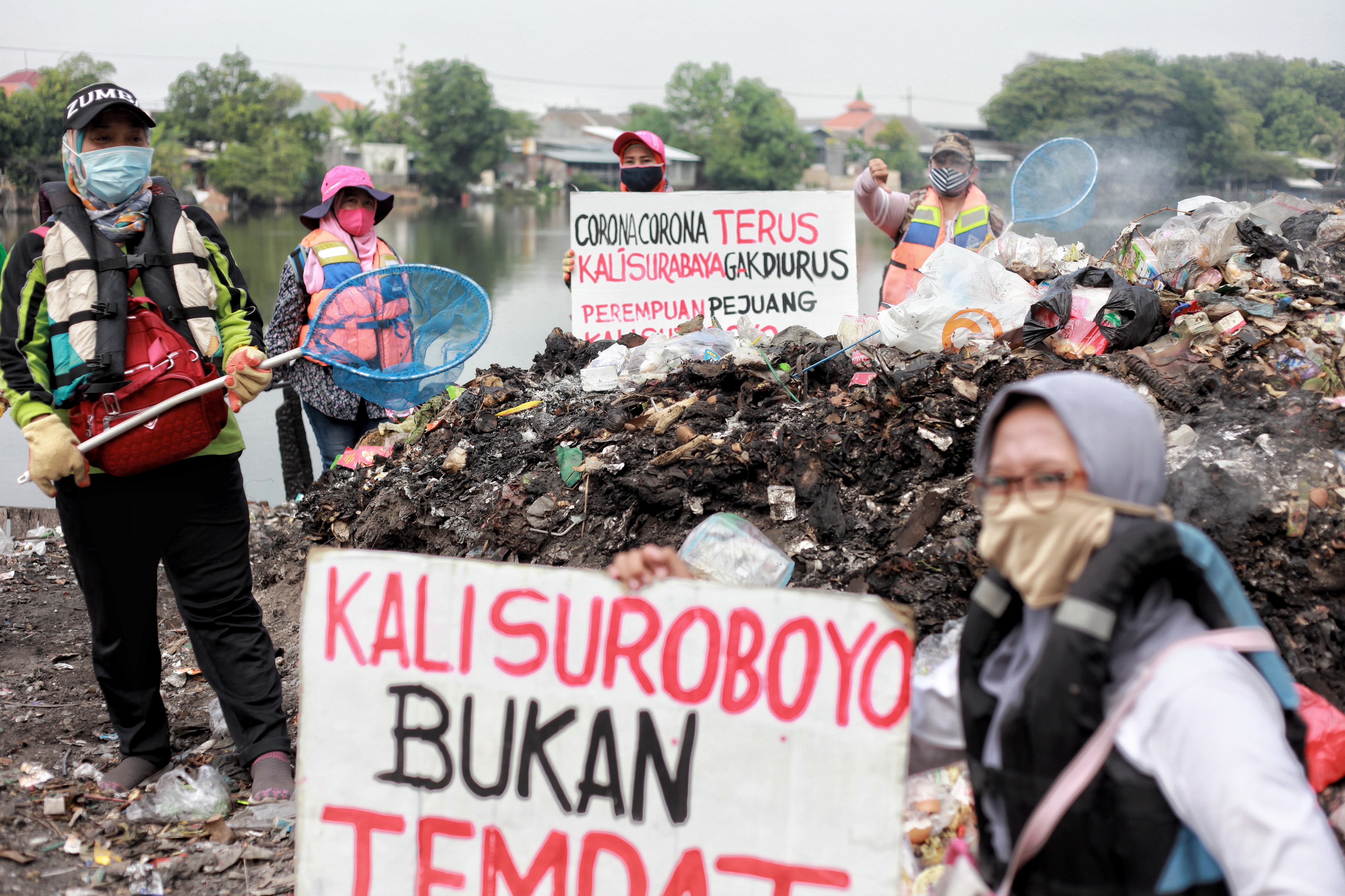 Gubernur Jatim Dinilai Tak Becus Urus Sungai