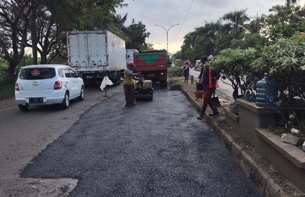 BBPJN VIII Akhirnya Perbaiki Jalan Lamongan-Gresik