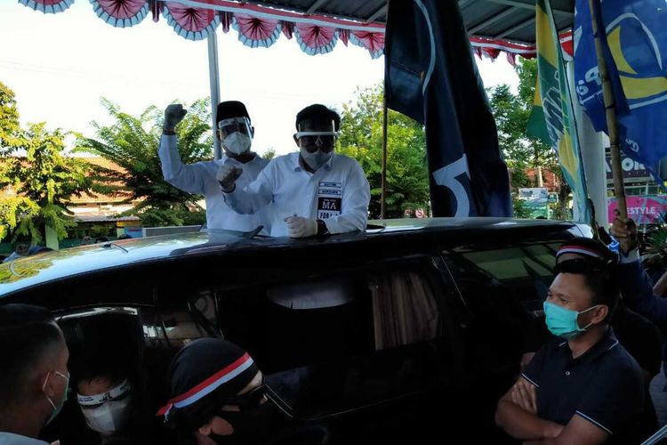 Machfud Arifin dan Mujiaman saat proses pendaftaran di KPU Kota Surabaya, 6 September 2020 lalu