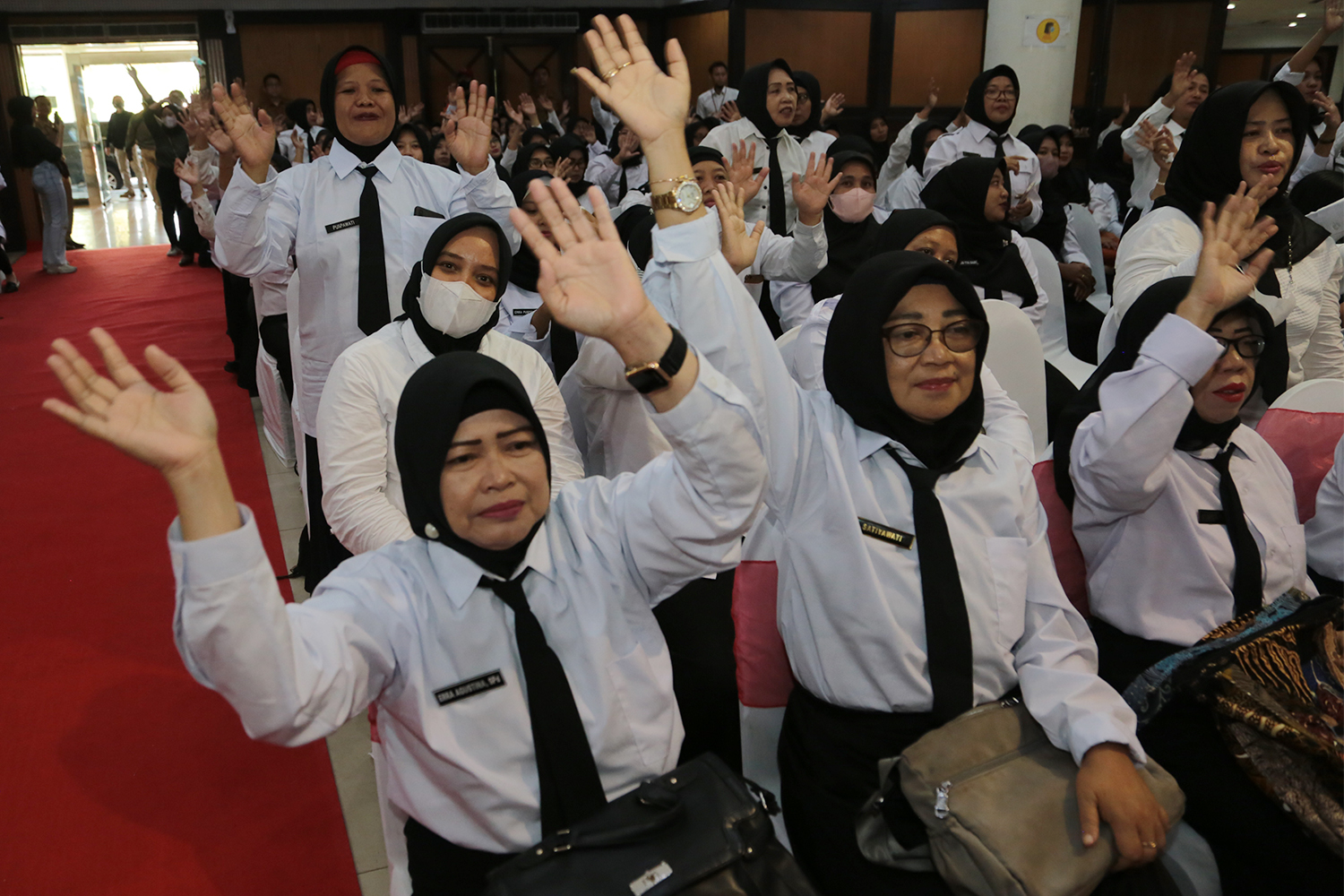 1.476 Guru PPPK di Kota Surabaya Terima SK Pengangkatan
