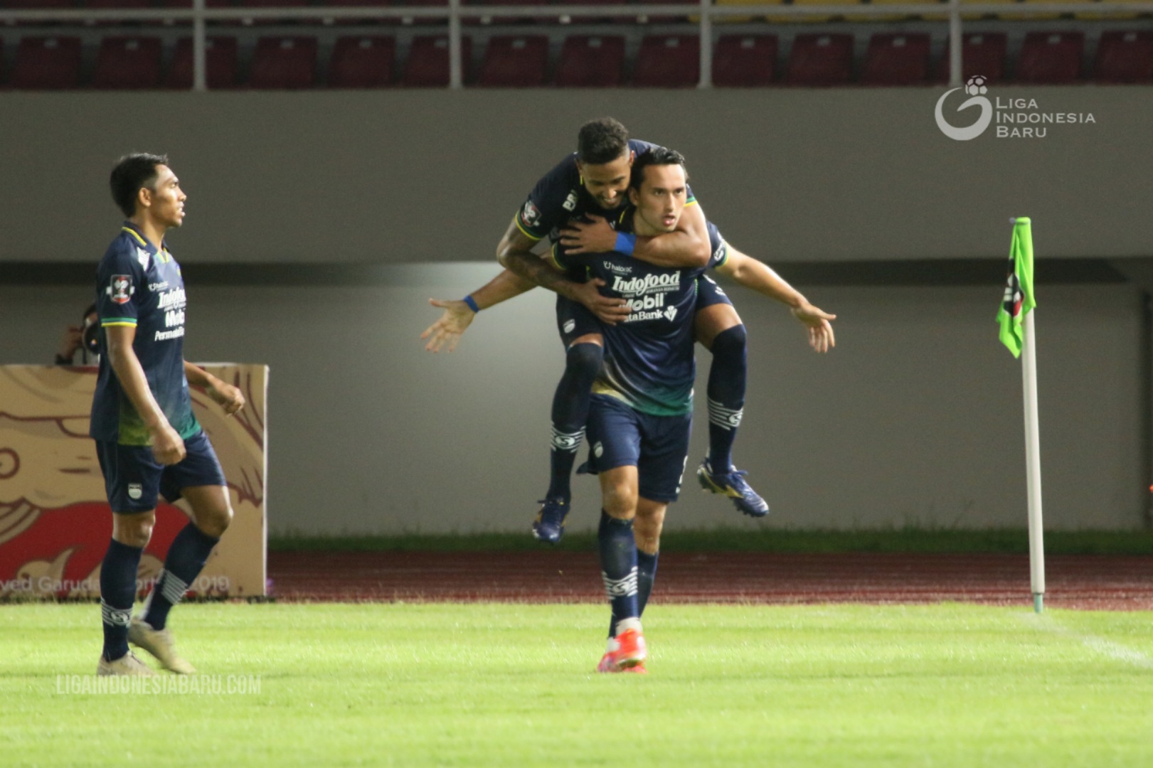 Tidak Terkalahkan di Penyisihan, Persib Siap Hadapi Persija