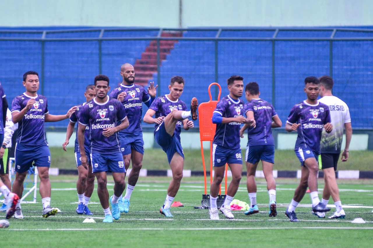 Persib Tatap Laga Kontra PSM