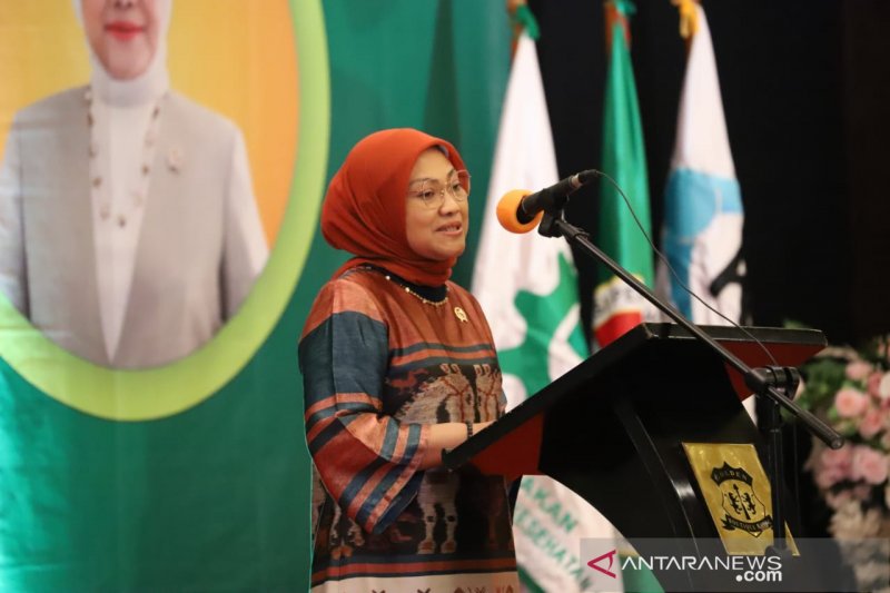 Menaker Ida Fauziyah pada pembukaan Rakornas Pengawasan Ketenagakerjaan Tahun 2020 di Jakarta, Kamis (27/8/2020) (ANTARA/HO-Kementerian Ketenagakerjaan)