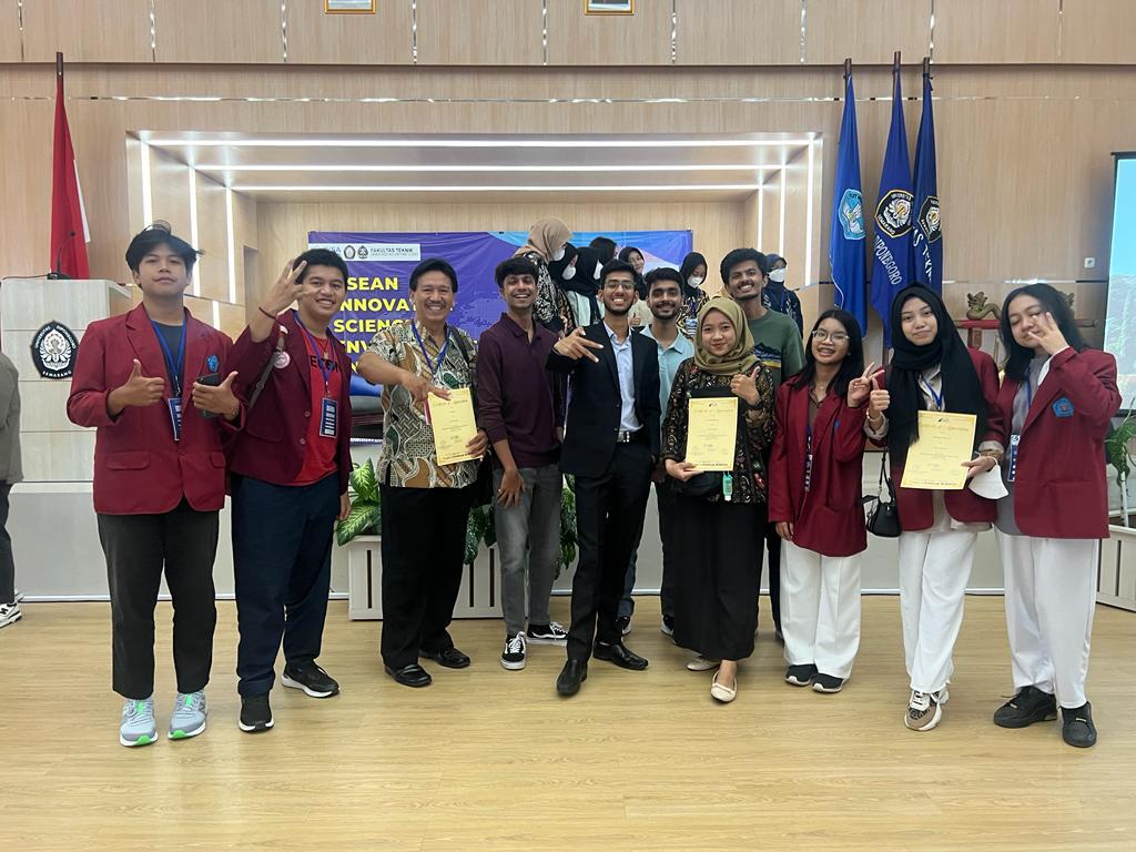 Siswa Jatim Borong Gold Medal Bidang Innovative dan Environmental Science di AISEEF IYSA