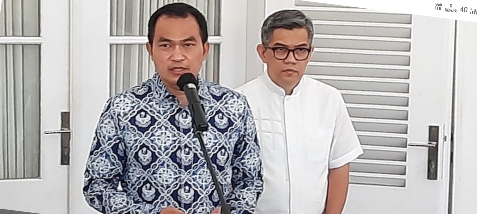 Kepala Biro Administrasi Pimpinan Setda Provinsi Jabar selaku Juru Bicara dari Pemda Provinsi Jabar Wahyu Mijaya