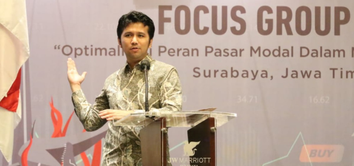 Wakil Gubernur Jatim Emil E Dardak pada kegiatan Focus Group Discussion (FDG) yang diselenggarakan oleh OJK Kanreg IV Wilayah Jawa Timur