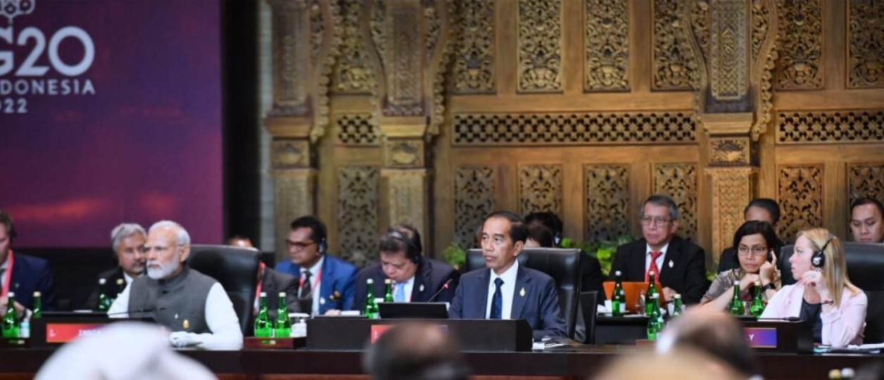 Presiden Joko Widodo secara resmi membuka puncak Konferensi Tingkat Tinggi (KTT) G20 di Hotel Apurva Kempinski, Kabupaten Badung, Provinsi Bali, pada Selasa, 15 November 2022. Foto: BPMI Setpres/Rusman