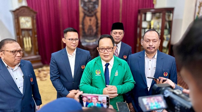 Pj. Gubernur Jawa Timur Adhy Karyono optimistis bahwa kontingen Jawa Timur akan meraih prestasi membanggakan dalam ajang Pekan Olahraga Nasional XXI 2024