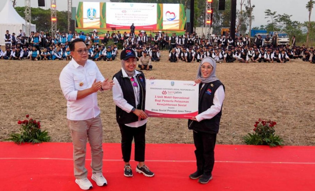 Tingkatkan Pelayanan Untuk PPKS, Bank Jatim Serahkan CSR Kepada Dinas Sosial Jawa Timur