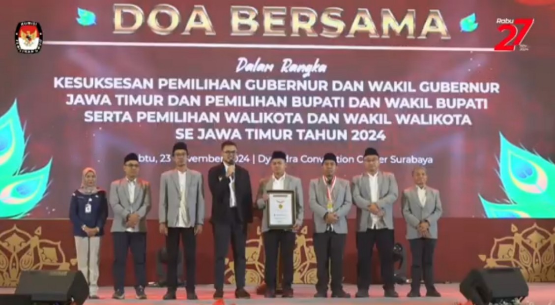 Menjelang pelaksanaan pemungutan suara Pilkada Serentak pada 27 November 2024, Komisi Pemilihan Umum (KPU) Jawa Timur menggelar doa bersama