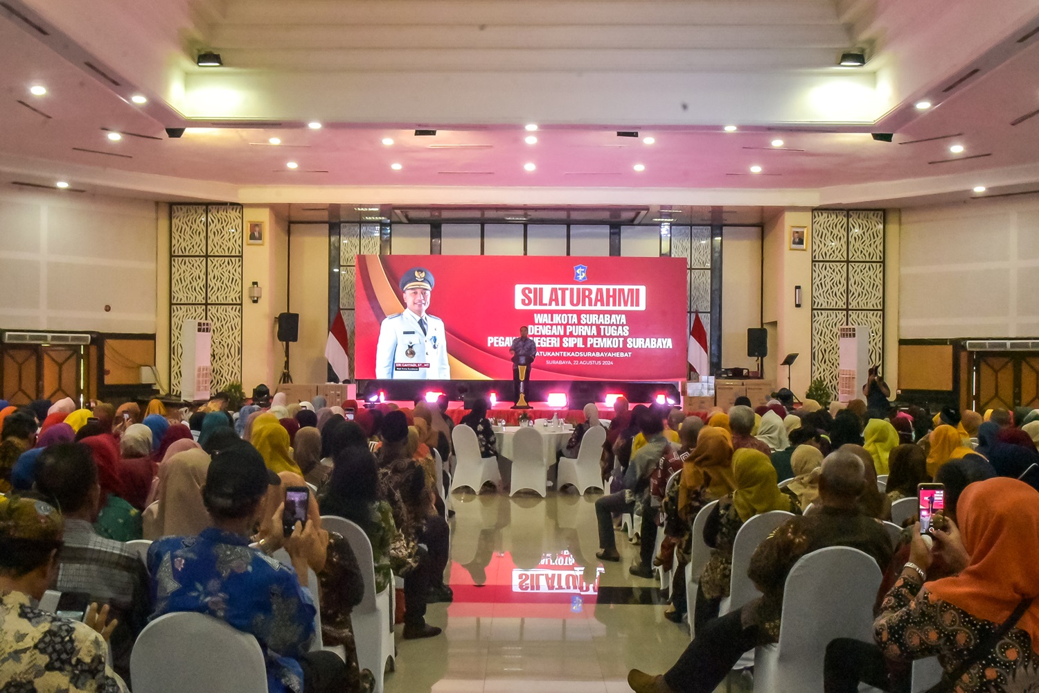 Wali Kota Surabaya Gelar Silaturahmi dengan Ribuan Purna Tugas PNS Pemkot Surabaya