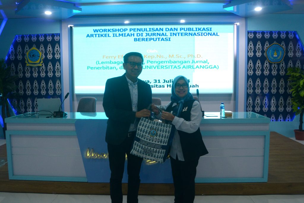 Lembaga Penelitian dan Pengabdian kepada Masyarakat (LPPM) Universitas Hang Tuah (UHT) Surabaya sukses menyelenggarakan Workshop Penulisan dan Publikasi Artikel Ilmiah di Jurnal Internasional Bereputasi.
