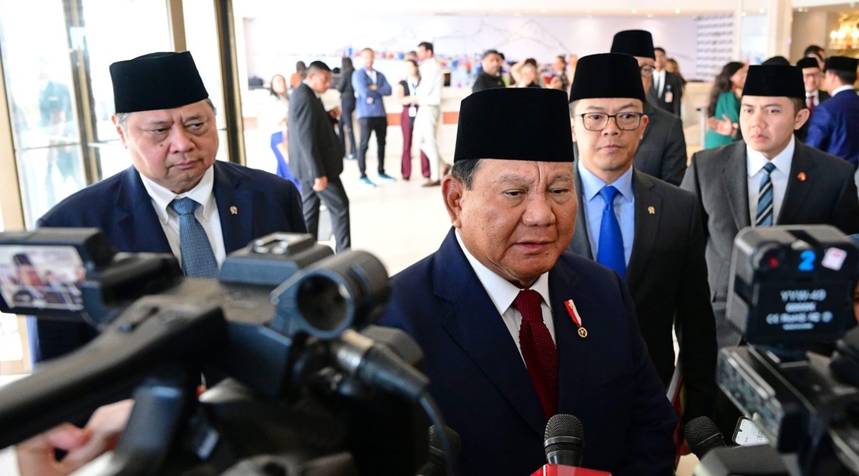 Presiden Prabowo menyampaikan keterangannya kepada awak media usai pertemuan bilateral dengan Sekretaris Jenderal PBB, António Guterres, pada Minggu, 17 November 2024, di Rio de Janeiro, Brasil. Foto: BPMI Setpres/Muchlis Jr