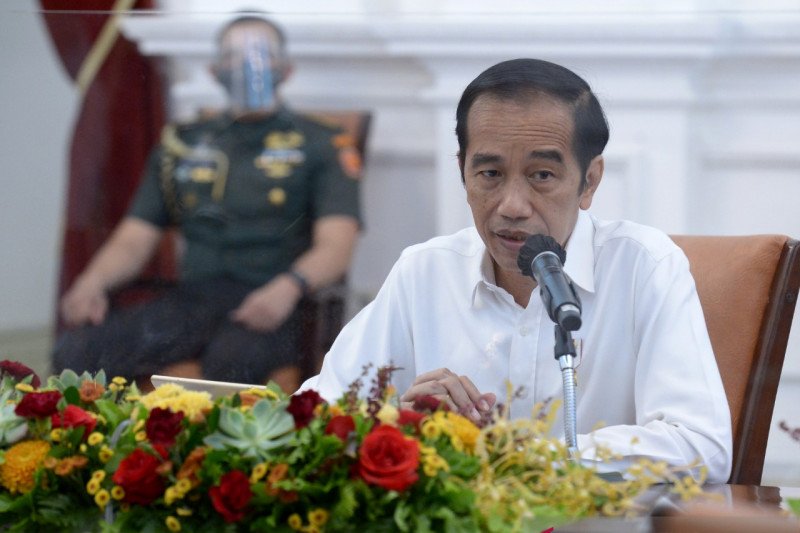 Jokowi Minta Mendagri Tegur Kepala Daerah yang Tidak Terapkan Prokes