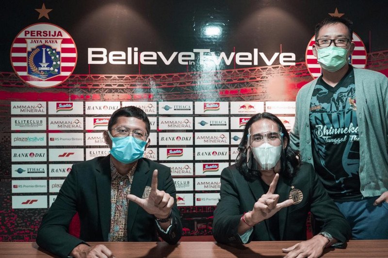 Ryuji Utomo Resmi Gabung Penang FA