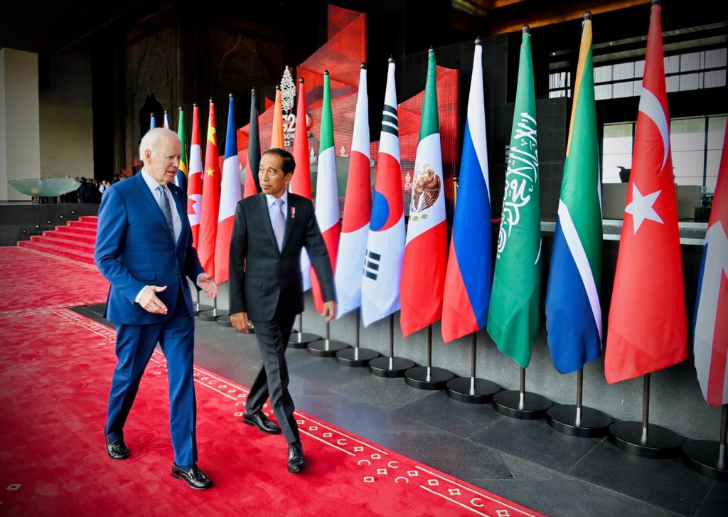 Presiden Jokowi bersama Presiden AS Joe Biden, di The Apurva Kempinski Bali, Senin (14/11/2022). (Foto: BPMI Sepres/Laily Rachev)


