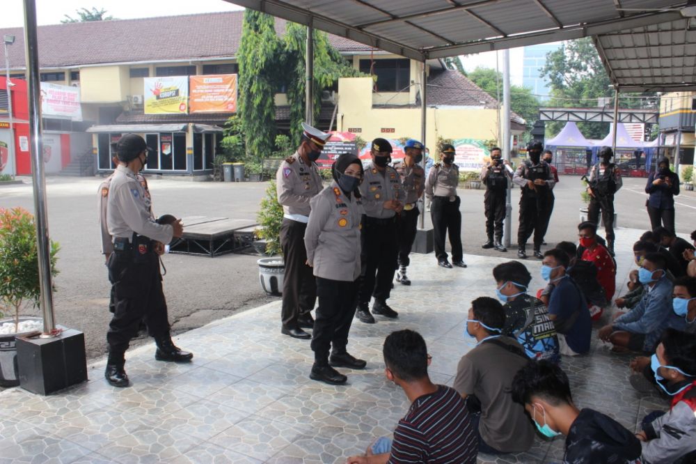 Polres Tanjung Perak Amankan Remaja Balap Liar