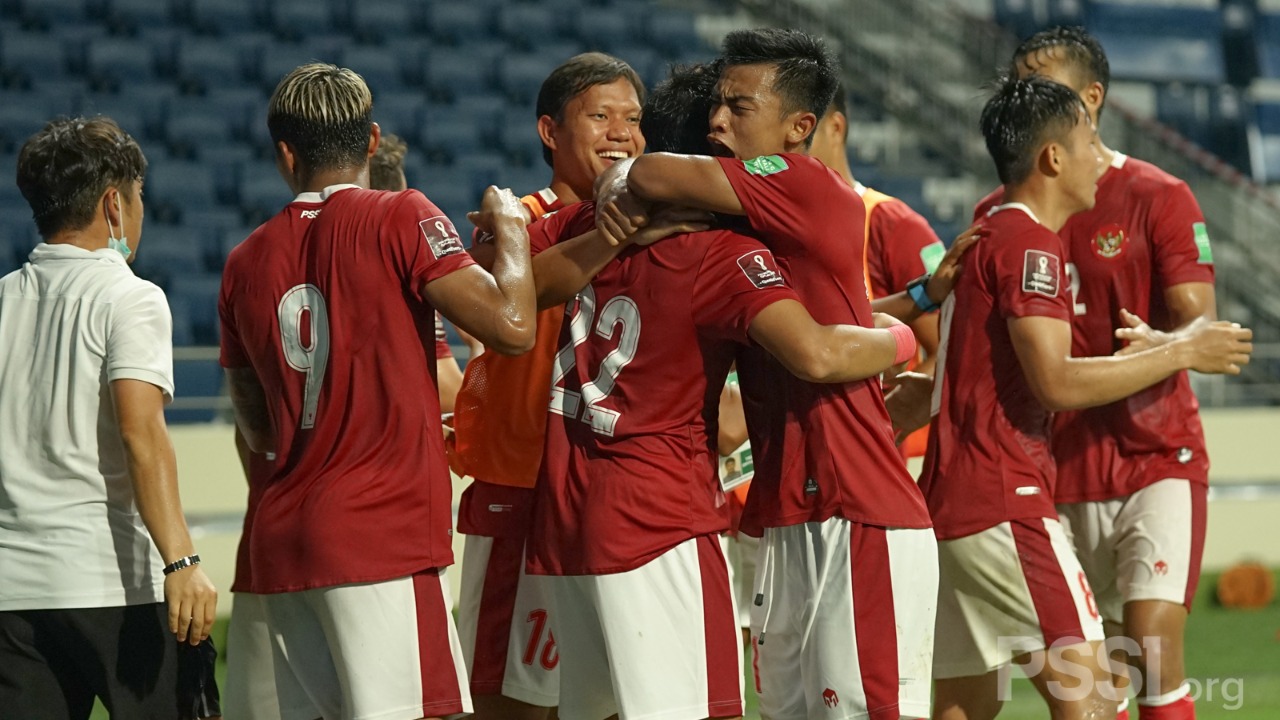 Timnas Garuda akhirnya meraih poin perdana di babak kualifikasi Piala Dunia 2022. PSSI