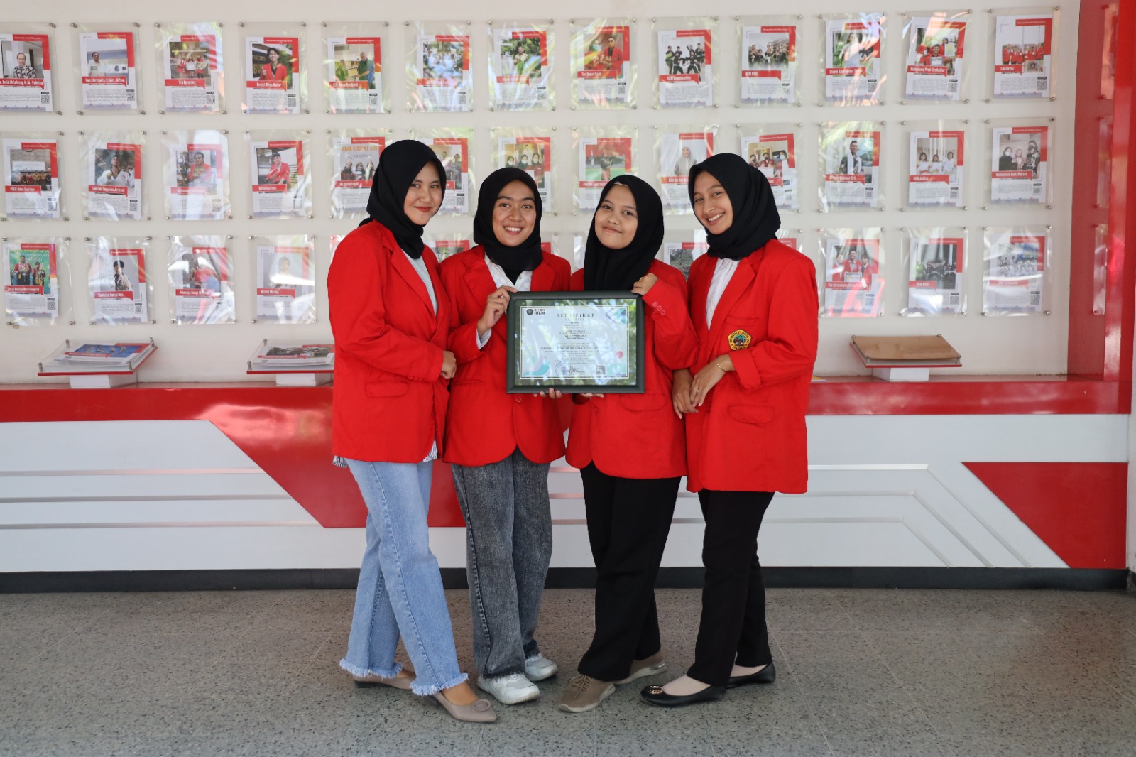 Prestasi gemilang diraih Unit Kegiatan Mahasiswa (UKM) Forum Studi Mahasiswa Pengembang Penalaran (Fordimapelar) Universitas 17 Agustus 1945 (Untag) Surabaya