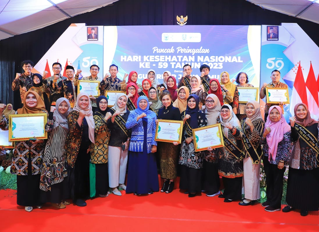 Gubernur Khofifah Ajak Masyarakat Lakukan  Pola Hidup Sehat Dari Malas Gerak Menjadi Senang Gerak