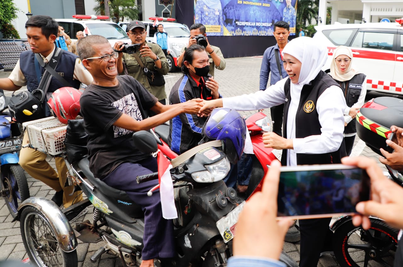 Pembangunan di Jawa Timur, telah menuju inklusifitas. Ini kami lakukan salah satunya dengan pembangunan dan renovasi infrastruktur yang menyediakan fasilitas ramah disabilitas