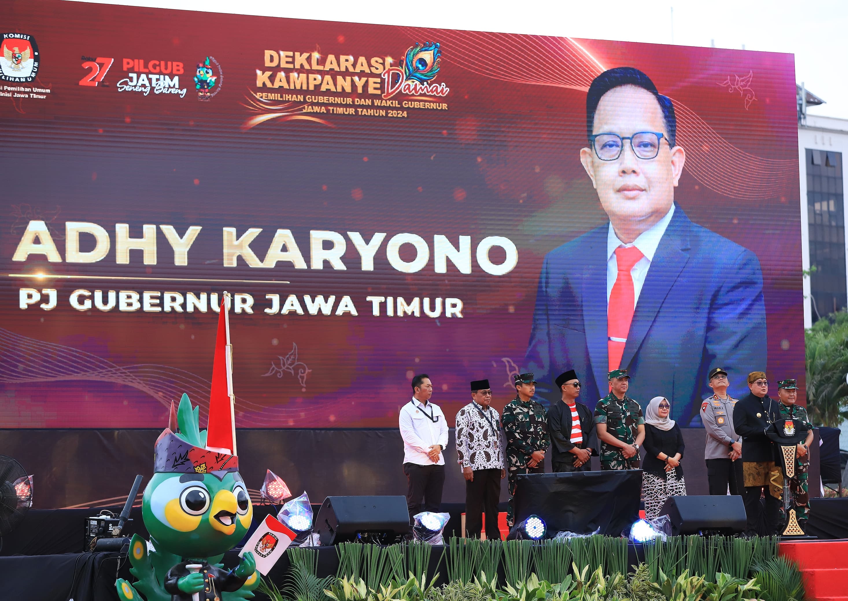  Penjabat (Pj.) Gubernur Jawa Timur Adhy Karyono hadir pada Deklarasi Kampanye Damai Pilgub Jatim Tahun 2024