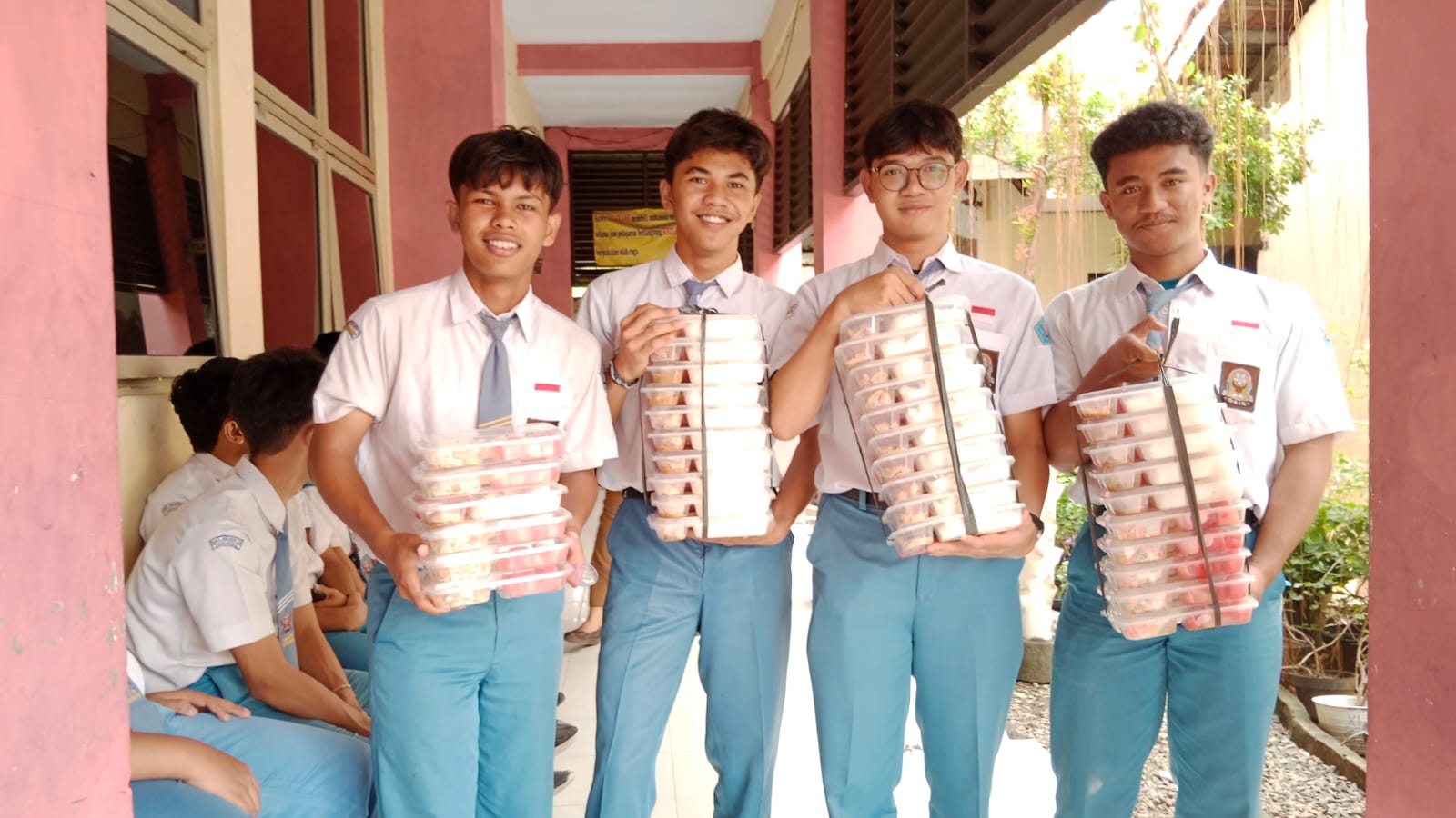 pemerintah akan segera melakukan evaluasi terhadap program Makan Bergizi Gratis (MBG)