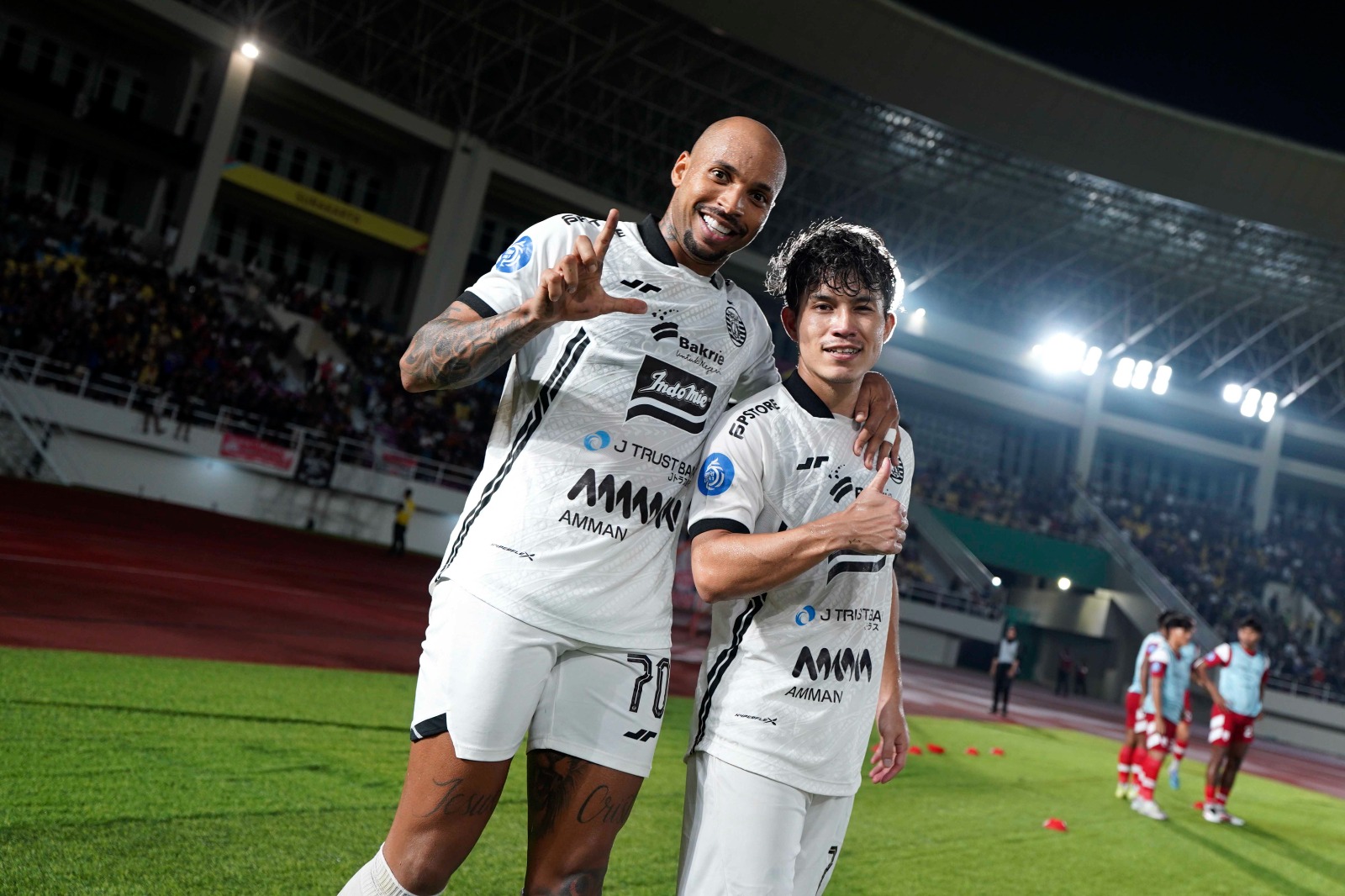 Perlahan tapi pasti Persija beranjak ke posisi yang lebih baik di klasemen sementara Liga 1 2024/2025. Kini, tim besutan Carlos Pena berada di peringkat kedua dengan 38 poin. 